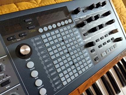 Arturia-Polybrute, 6-voice, boxed & manual